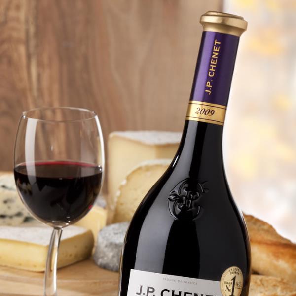 Вино J.P  CHARDONNAY,MERLOT,MEDIUM SWEET белое - יין  ל J.P 0.75 